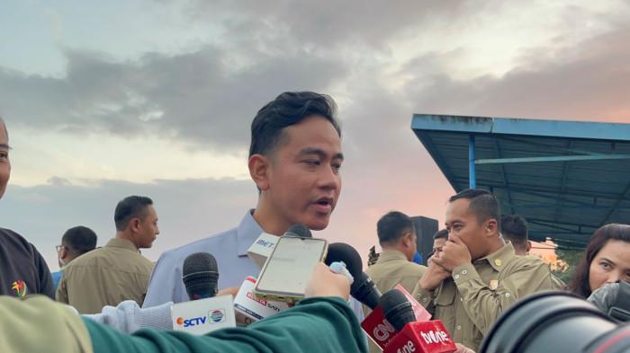 Gibran Disarankan Kuliah S2 di UI, UGM, atau Binus untuk Perbaiki Citra Diri