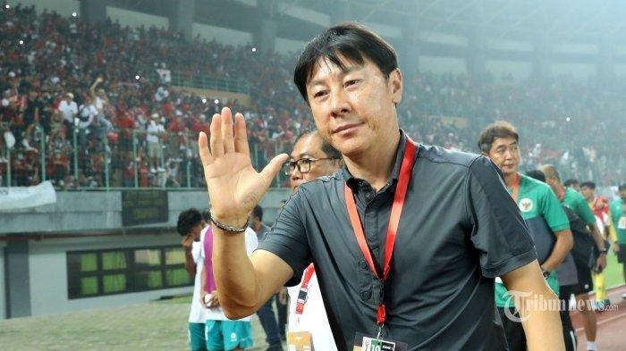 Tak Lagi Jadi Pelatih Timnas, Shin Tae-Yong Debut di Film Horor Komedi Ghost Soccer