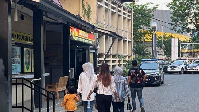 Temuan Bocah Terkurung di Rumah Kosong di Banjarmasin, Tubuh Lebam dan Pincang