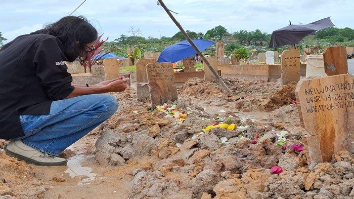 JH Rudapaksa Wina Tanjung Usai Jadi Mayat,Tak Tahan Lihat Pakai Daster Selesai Mandi