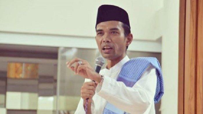 Diragukan Pendidikannya oleh Warganet, UAS Tanpa Kata-kata Unggah 10 Ijazah