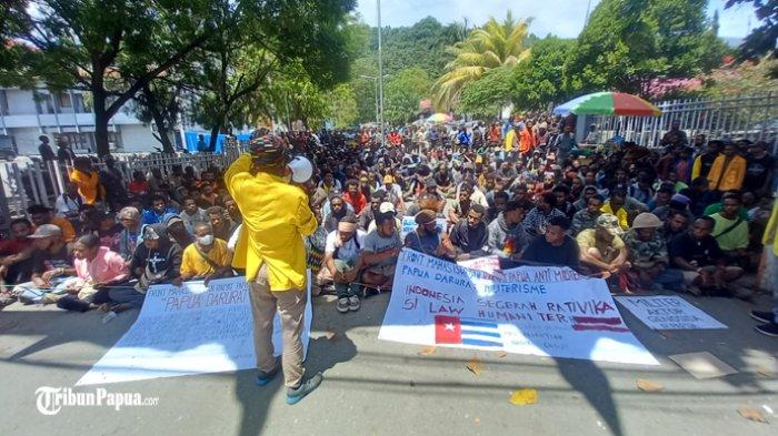 Demo Front Mahasiswa dan Rakyat Papua Anti Militerisme Dibubarkan Polisi