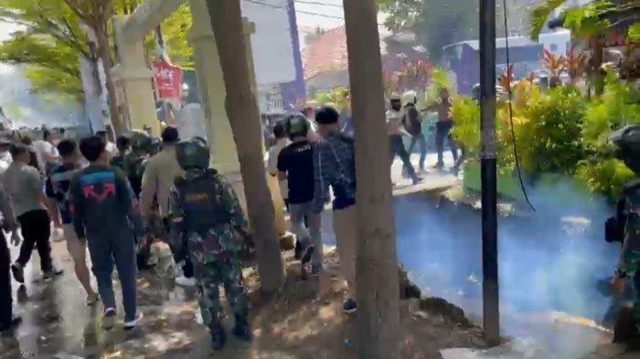 Polisi Makassar Tembak Mahasiswa Papua Yang Memperingati HUT Papua Merdeka