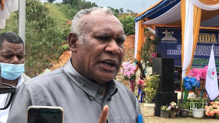tokoh-gereja-west-papua-minta-egianus-bebaskan-pilot-susi-air-8-syarat-ditawarkan