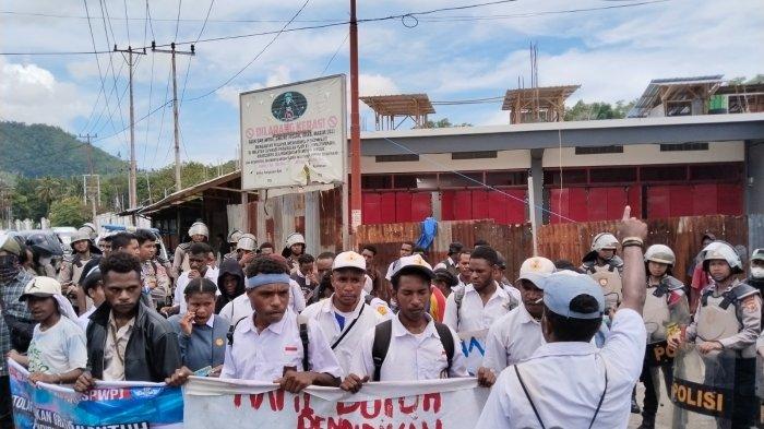 lbh-papua-aksi-demo-tolak-mbg-diwarnai-pembungkaman-penyalahgunaan-senjata-api