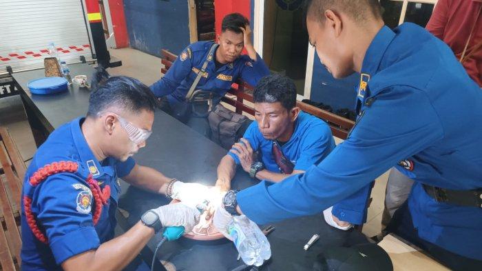 kisah-unik-anggota-damkar-dpkp-pekanbaru-bantu-usir-makhluk-halus