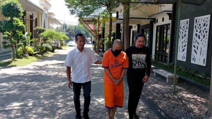 Penyamaran Pria Kediri Pakai Daster dan Wig Cabuli Remaja Laki-laki, Ngakunya Ajeng