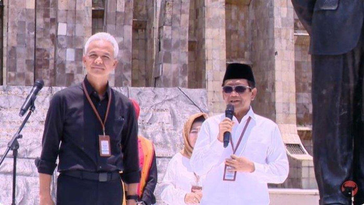 PDIP Klaim Dapat Tanda-tanda Alam, Ganjar Bakal Kalahkan Anies &amp; Prabowo