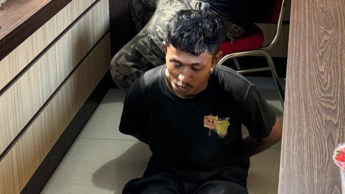 Biadab! Tersangka Mengambarkan Kekejainnya Membunuh Santriwati di Dorupono Kendal