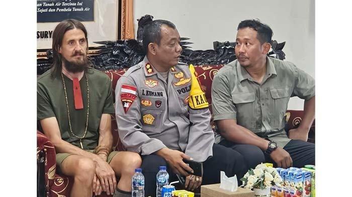 TPNPB-OPM: Egianus cs Berkhianat dengan Serahkan Pilot Susi Air