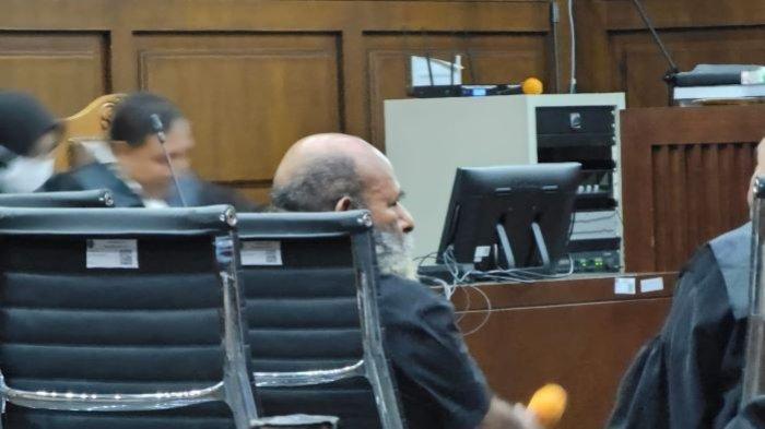 KPK Bakal Buktikan Koin Emas Bermuka Lukas Berkaitan dengan Kasus