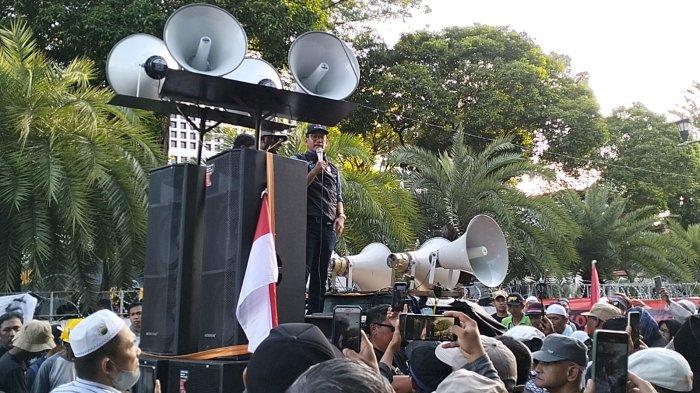 Refly Harun Pekikan Pemakzulan Jokowi di Tengah Pengumuman Pilpres 2024