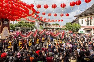 Toleransi Agama Dipuji Setinggi Langit, Media Vietnam Soroti Imlek di Indonesia