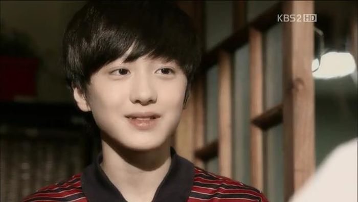 6 Drama Korea yang Dibintangi Chani Sebelum Debut Bareng SF9. Aktor Cilik Nih!