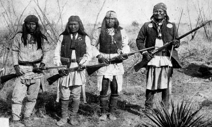 Kisah Kegigihan Geronimo: Suku Asli Amerika yang Terakhir Menyerah Setelah 30 Tahun