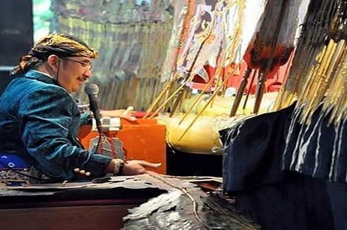 Tegal Berduka, Bupati Sekaligus Budayawan Ki Enthus Susmono Tutup Usia