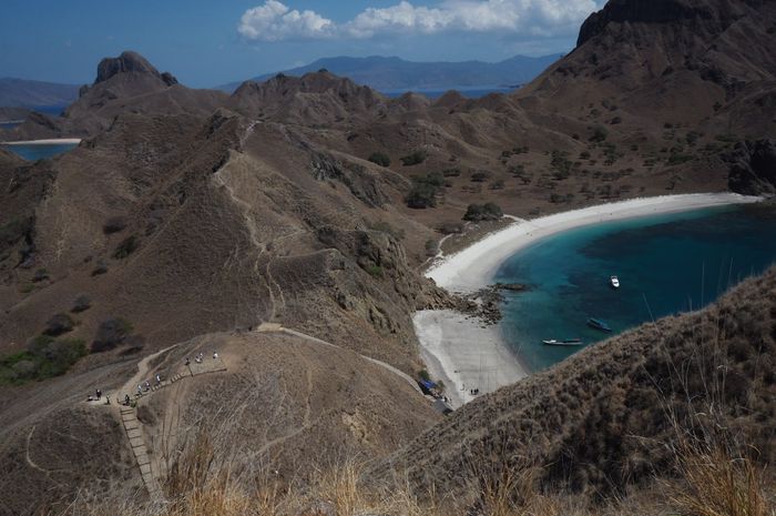 bentang-geografis-pulau-padar-di-taman-nasional-komodo