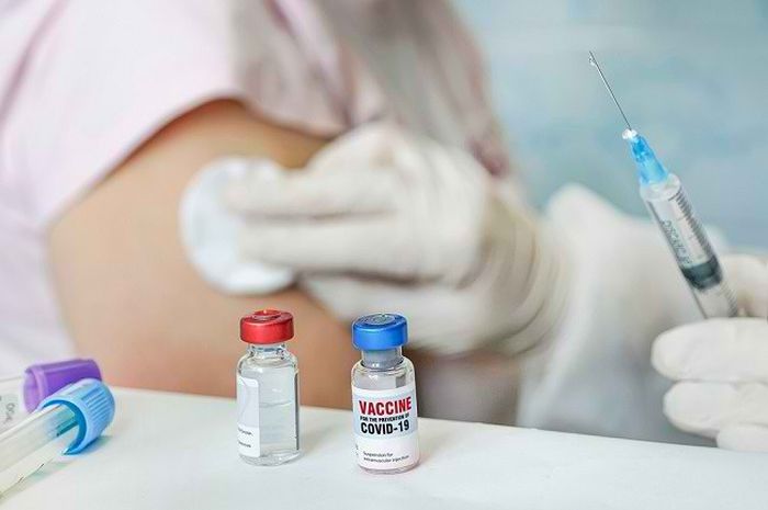 vaksin-covid-19-dosis-keempat-gencar-ditawarkan-wamenkes-di-indonesia