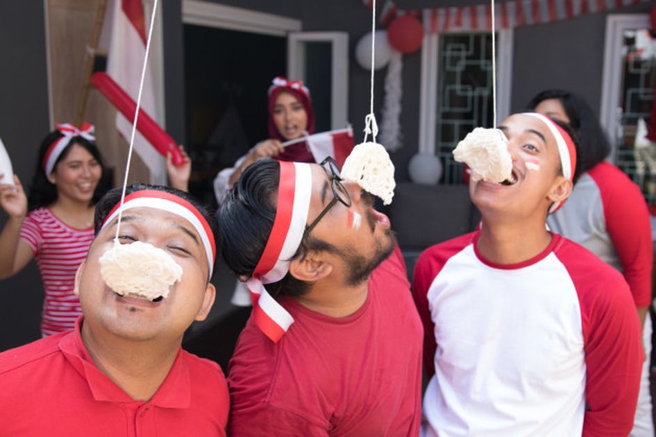 Tidak Hanya Seru, Lomba Makan Kerupuk Juga Memiliki 3 Filosofi