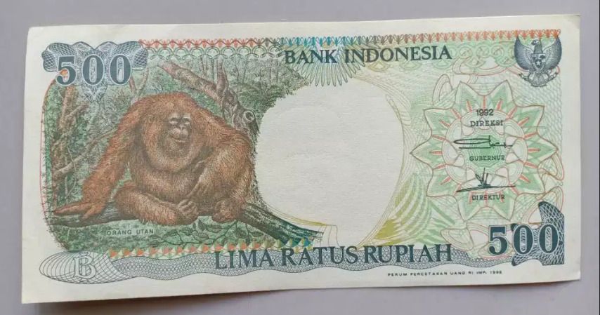 Cocoklogi Rupiah, Makin Besar Pecahan Senyum Pahlawannya Lebar?