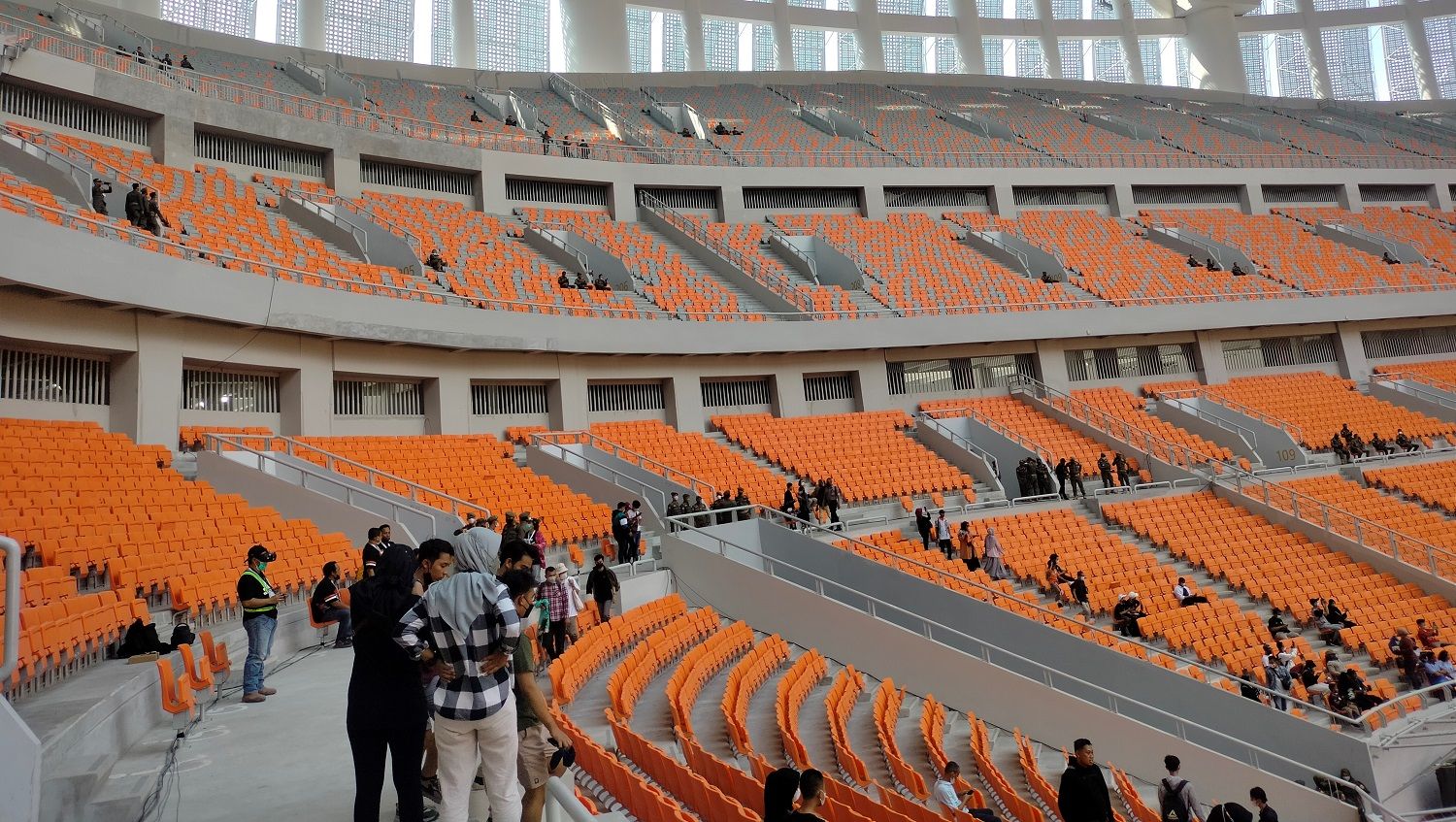 Waduh! Media Malaysia Soroti Jebolnya Pagar Pembatas Stadion JIS