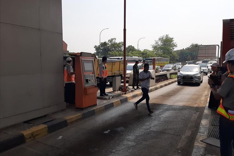 tol-tangerang-merak-uji-coba-sistem-pembayaran-tanpa-sentuh-ini-cara-kerjanya