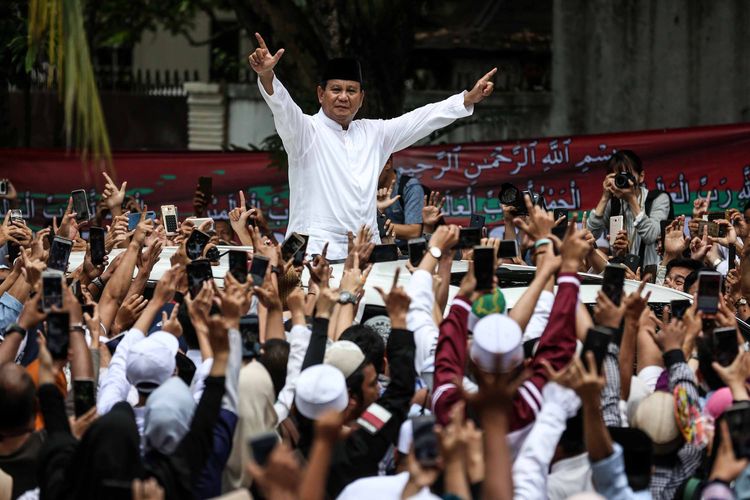 Prabowo Diberi Nama Baru Menjadi "Haji Ahmad" Prabowo Subianto