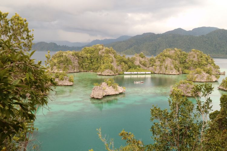 kini-semakin-mudah-ke-raja-ampat-airasia-buka-rute-ke-sorong-semarang-dan-lombok