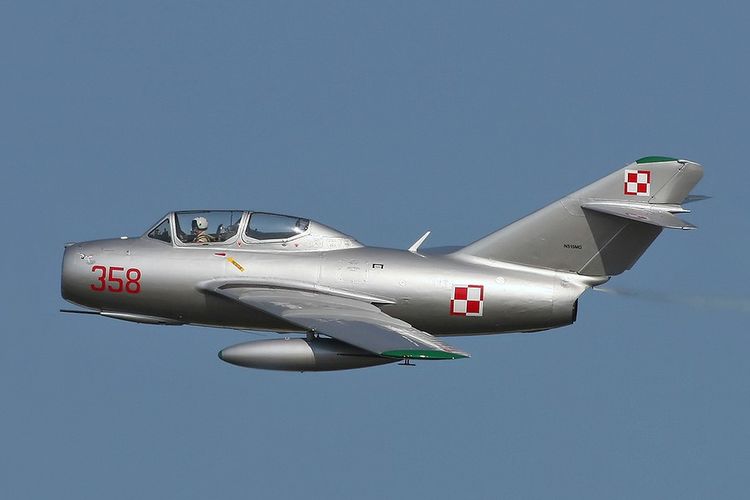 "Tank Terbang" hingga Sukhoi Canggih, Ini 5 Pesawat Tempur Uni Soviet Pencetak Rekor