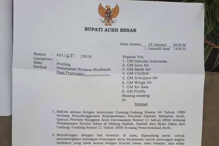 Pramugari Diimbau Pakai Jilbab dan Busana Muslim, Ini Respons Maskapai