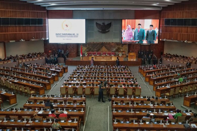 Rapat Paripurna Anggota DPR Bareng Kursi Kosong? Hasilnya Apaan?