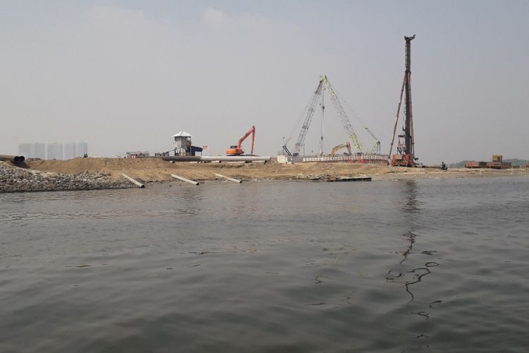 Melihat Proyek Pembangunan Pulau C Reklamasi yang Berlanjut
