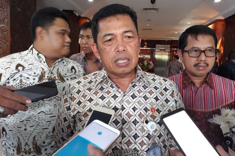korupsi-aset-bumd-mantan-ketua-dprd-surabaya-diminta-menyerahkan-diri