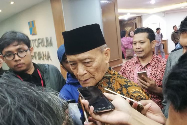 buya-syafii-sarankan-jokowi-cari-cawapres-negarawan-bukan-politisi