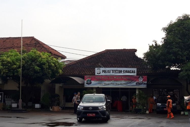 Tujuh Tahanan di Polsek Ciracas Dipindahkan ke Polda Metro Jaya
