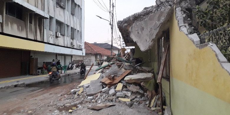 &quot;Tiba-tiba Ada 'Backhoe' Warna Kuning dan Satpol PP Langsung Rubuhin PAUD...&quot;