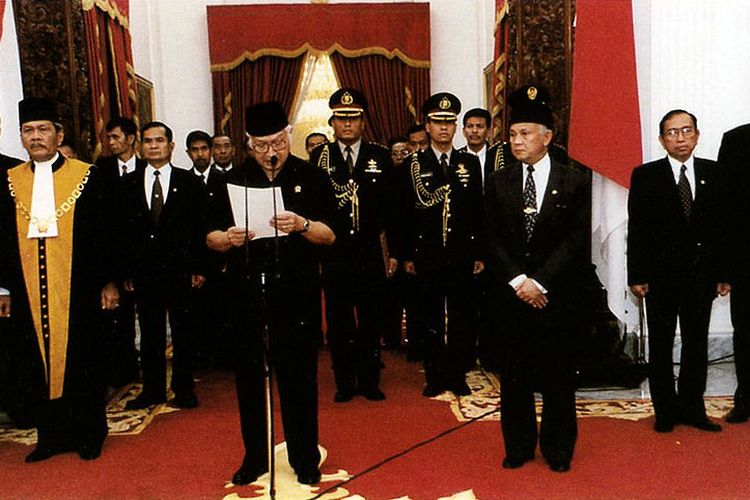 Amien Rais: Hanya Satu Menteri yang Setia Dampingi Soeharto hingga Lengser 