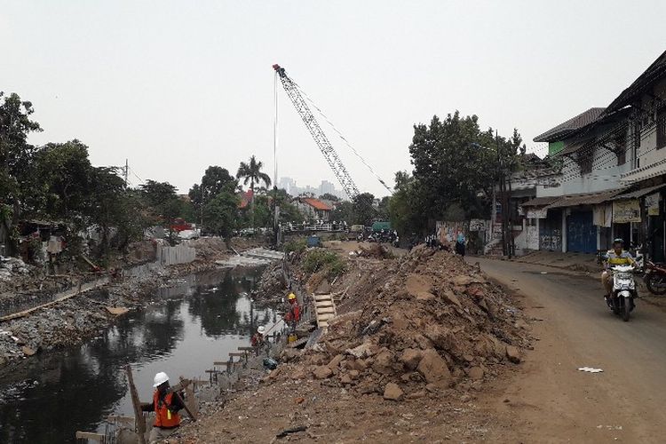 Mandeknya Normalisasi Sungai dan Ancaman Banjir Jakarta