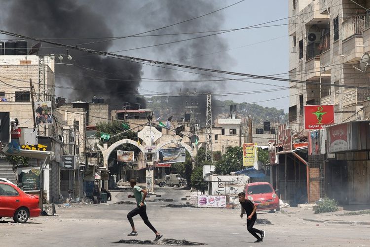 israel-lancarkan-serangan-terbesarnya-di-ramallah-1-anak-tewas