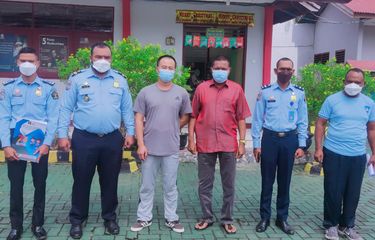selundupkan-229-iphone-wn-china-dipenjara-2-tahun-di-ntt