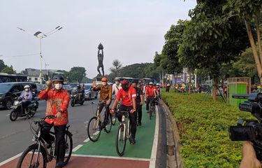 RB Diizinkan ke Luar Jalur Sepeda, Anies: Jalan Ini Bukan Milik Satu Jenis Kendaraan