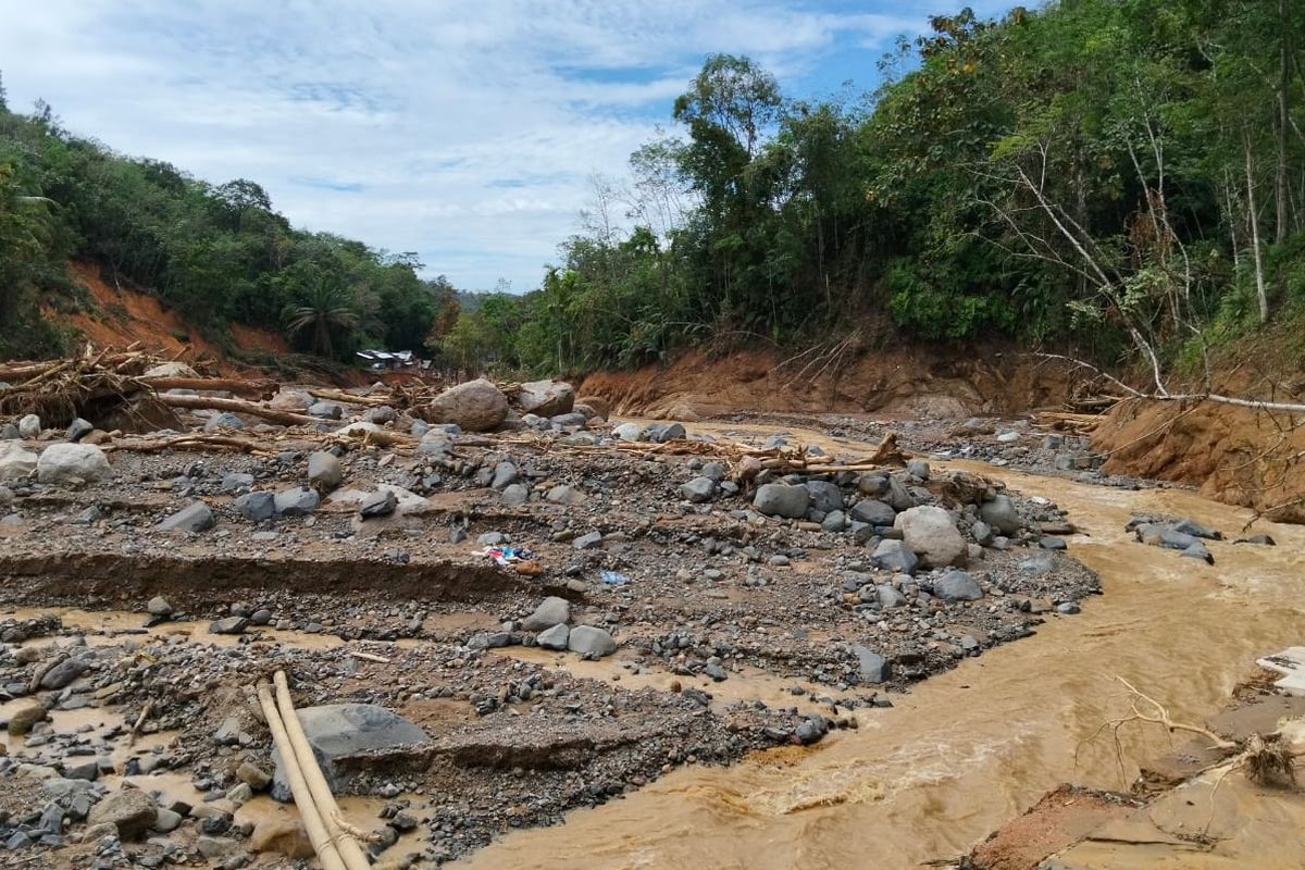 arman-zebua-selamatkan-52-nyawa-dari-jebakan-longsor-banjir-di-tapanuli-tengah