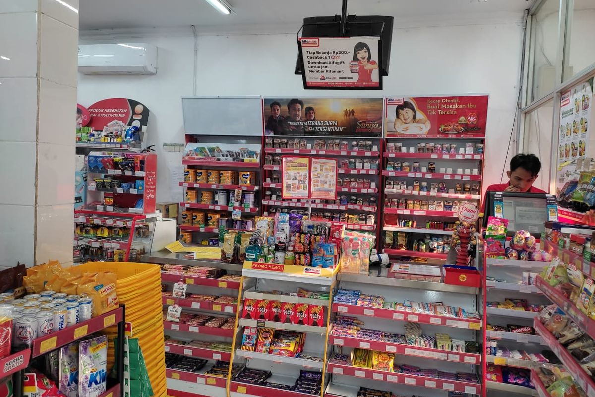 Alfamart Tutup 400-an Gerai Tahun Ini Gegara Rugi