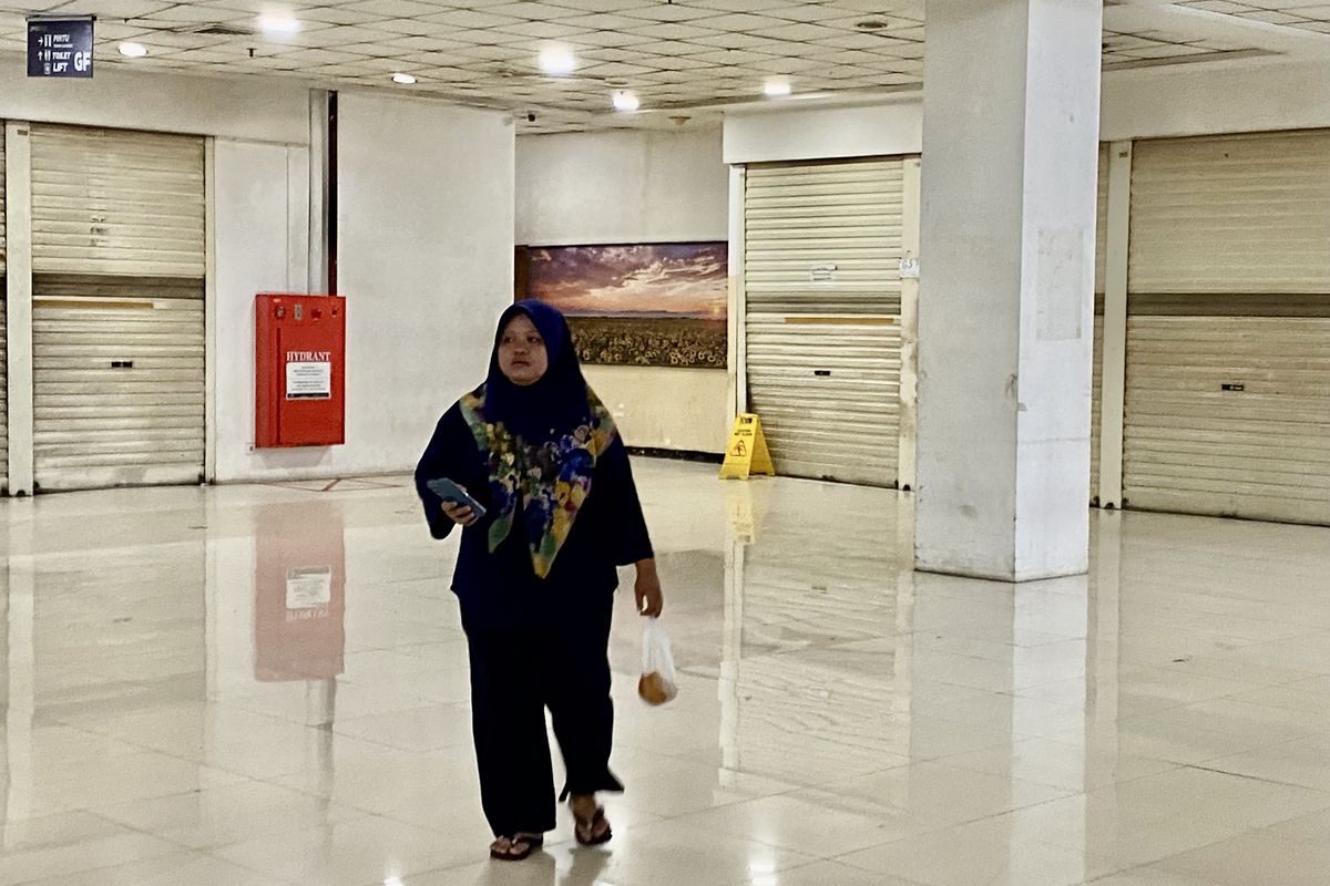 Mal Tamini Square "Sekarat", Saking Sepinya Tak Terlihat Rojali dan Rohana