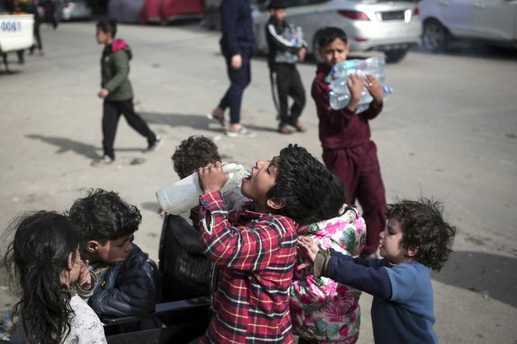 israel-bantah-tembaki-warga-gaza-saat-tunggu-bantuan-apa-klaim-mereka