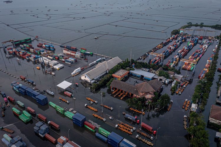 Jebolnya Tanggul Laut Pekalongan dan Bencana yang &quot;Disengaja&quot;