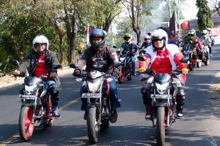 rayakan-hut-ri-dengan-touring-perhatikan-hal-berikut