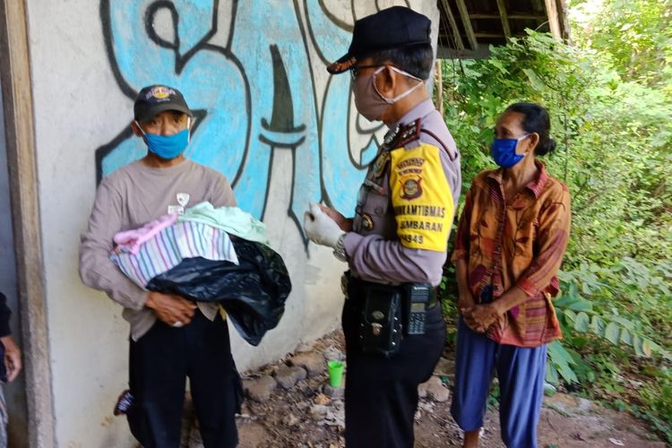Berkat Seekor Anjing, Bayi Perempuan yang Dibuang Berhasil Diselamatkan