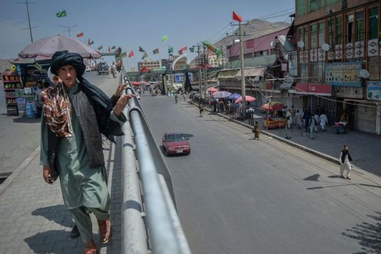 Bom Bunuh Diri Meledak di Luar Bandara Kabul Afghanistan, 11 Tewas