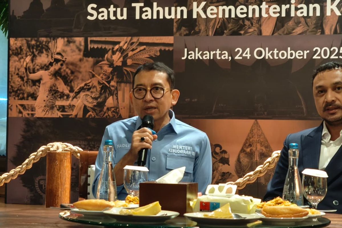 Fadli Zon Klaim Belum Lihat Buku Sejarah Versi Baru
